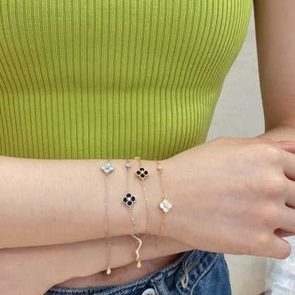 [Am jewelry]Delicate Four Leaf Clover Bracelet
