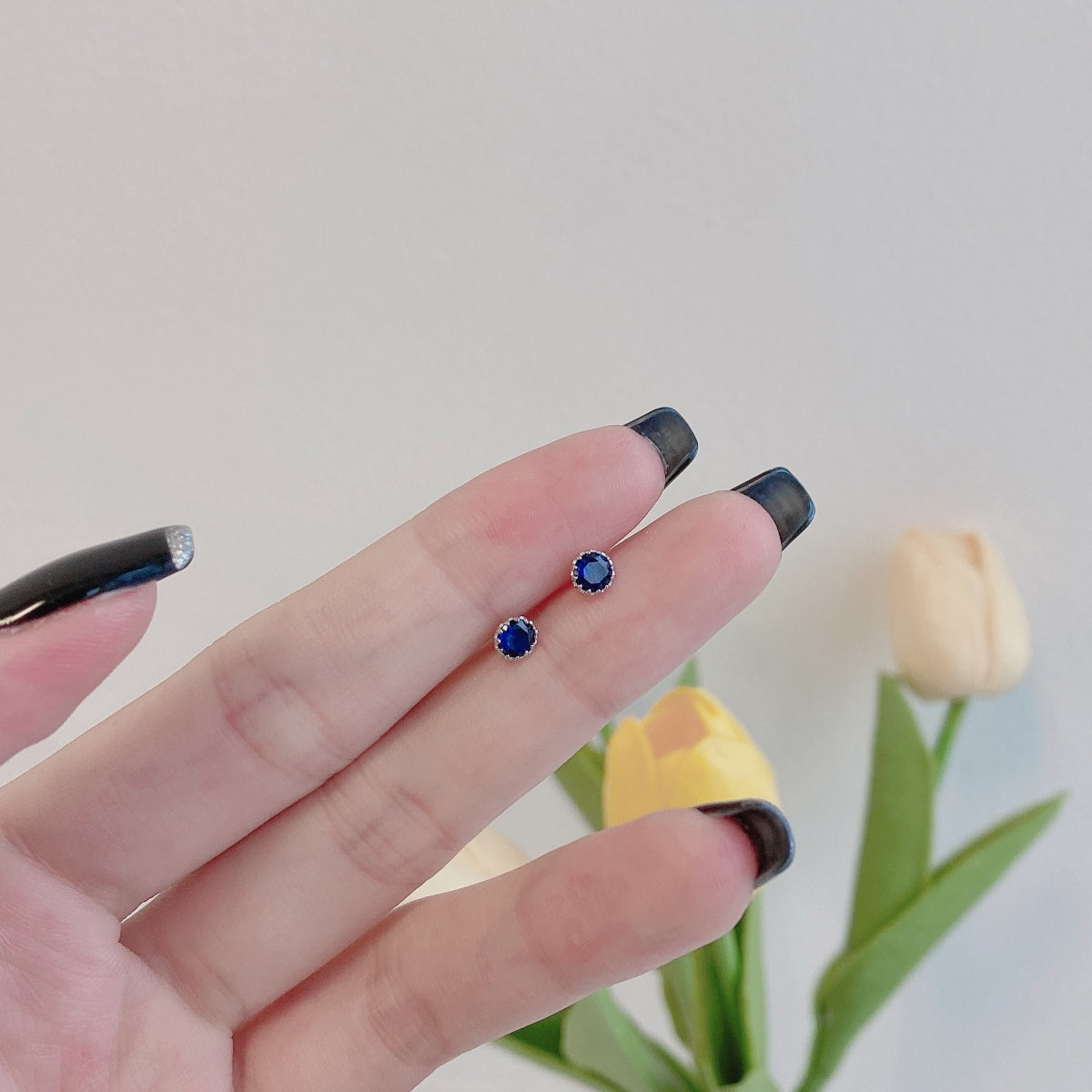 [Am jewelry]Sparkling Colorful Round Shape Earrings
