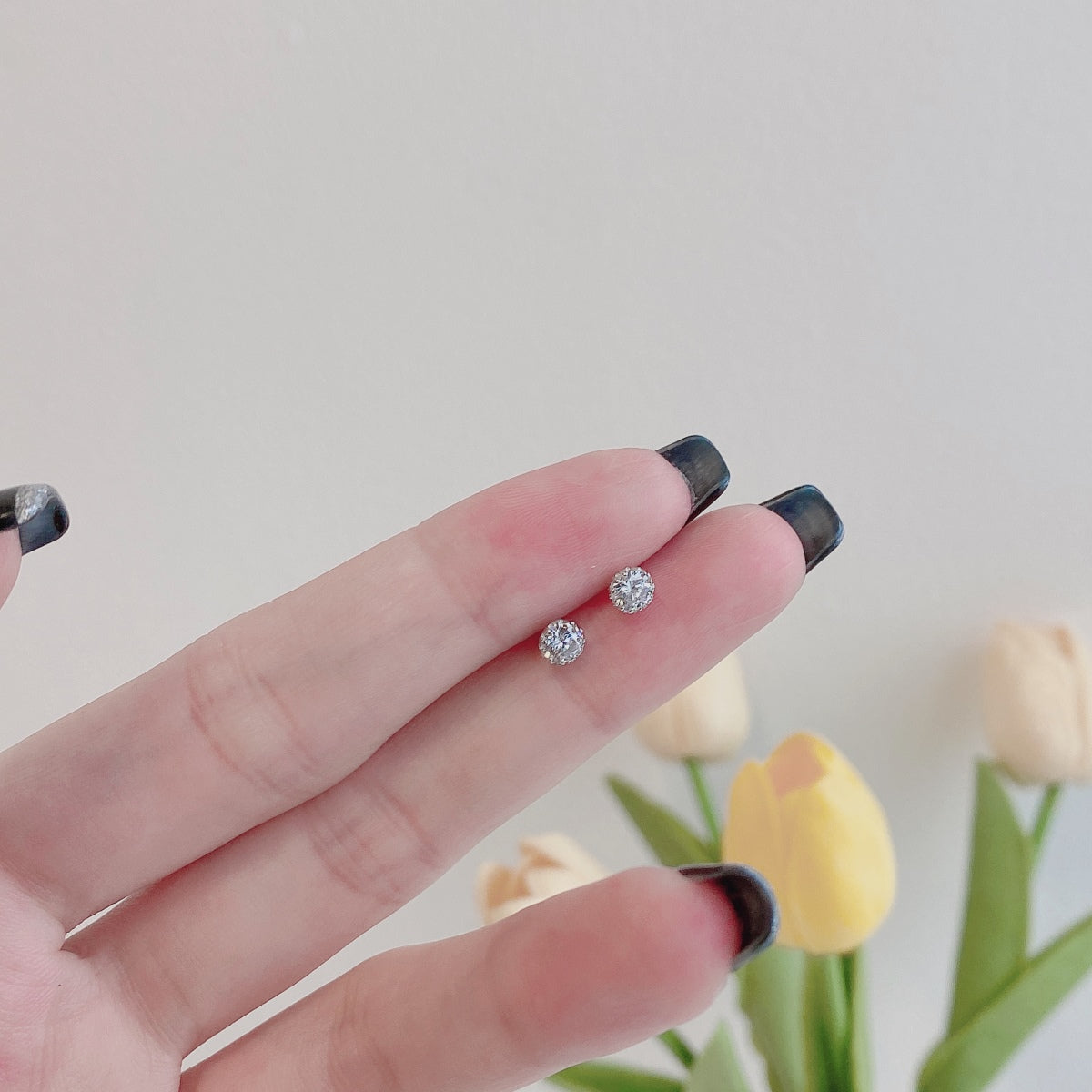 [Am jewelry]Sparkling Colorful Round Shape Earrings