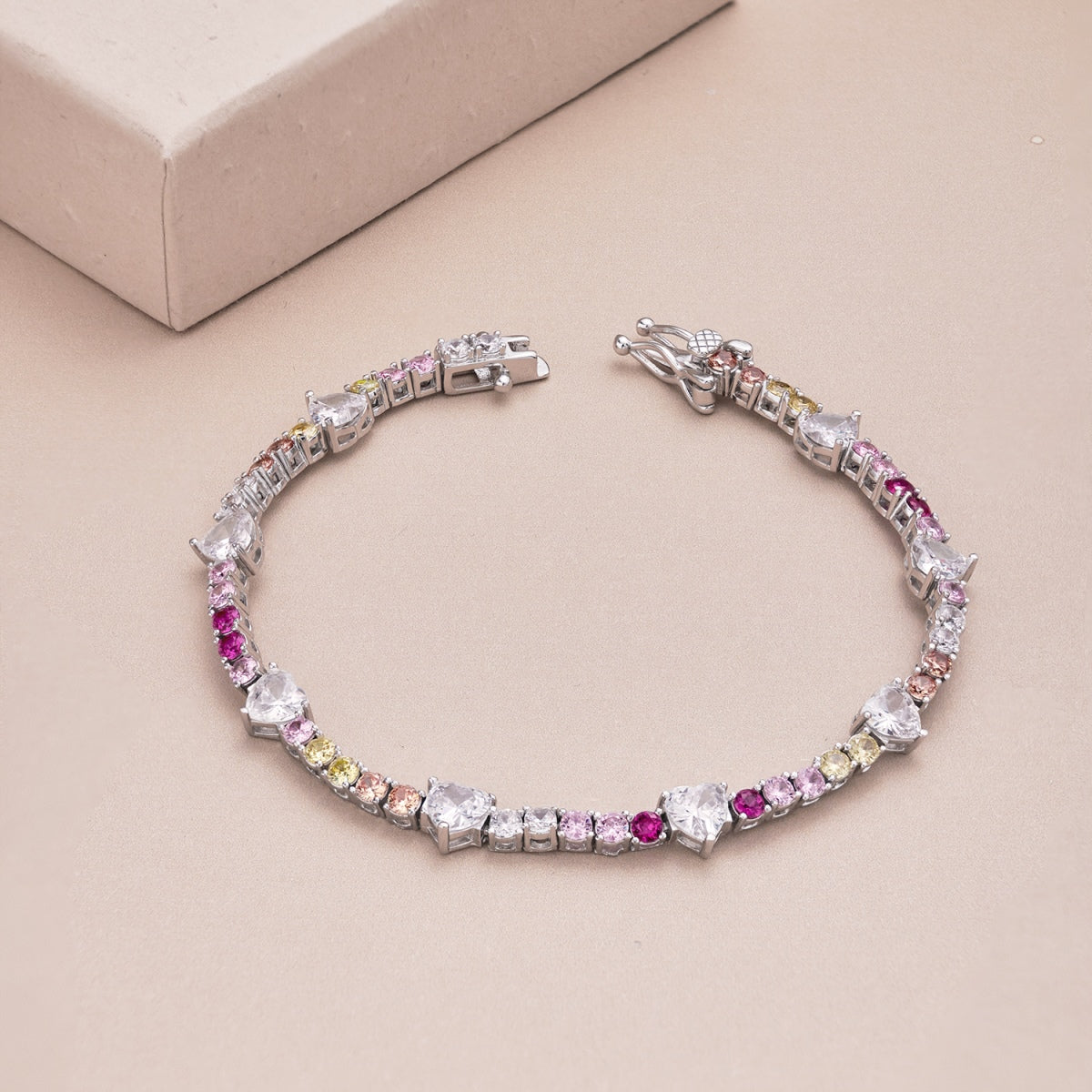 [Am jewelry]Romantic Heart Shape Round Cut Lover Bracelet