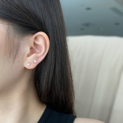 [Am jewelry]Sparkling Heart Shaped Simple Earrings
