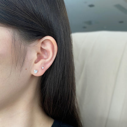 [Am jewelry]Sparkling Heart Shaped Simple Earrings
