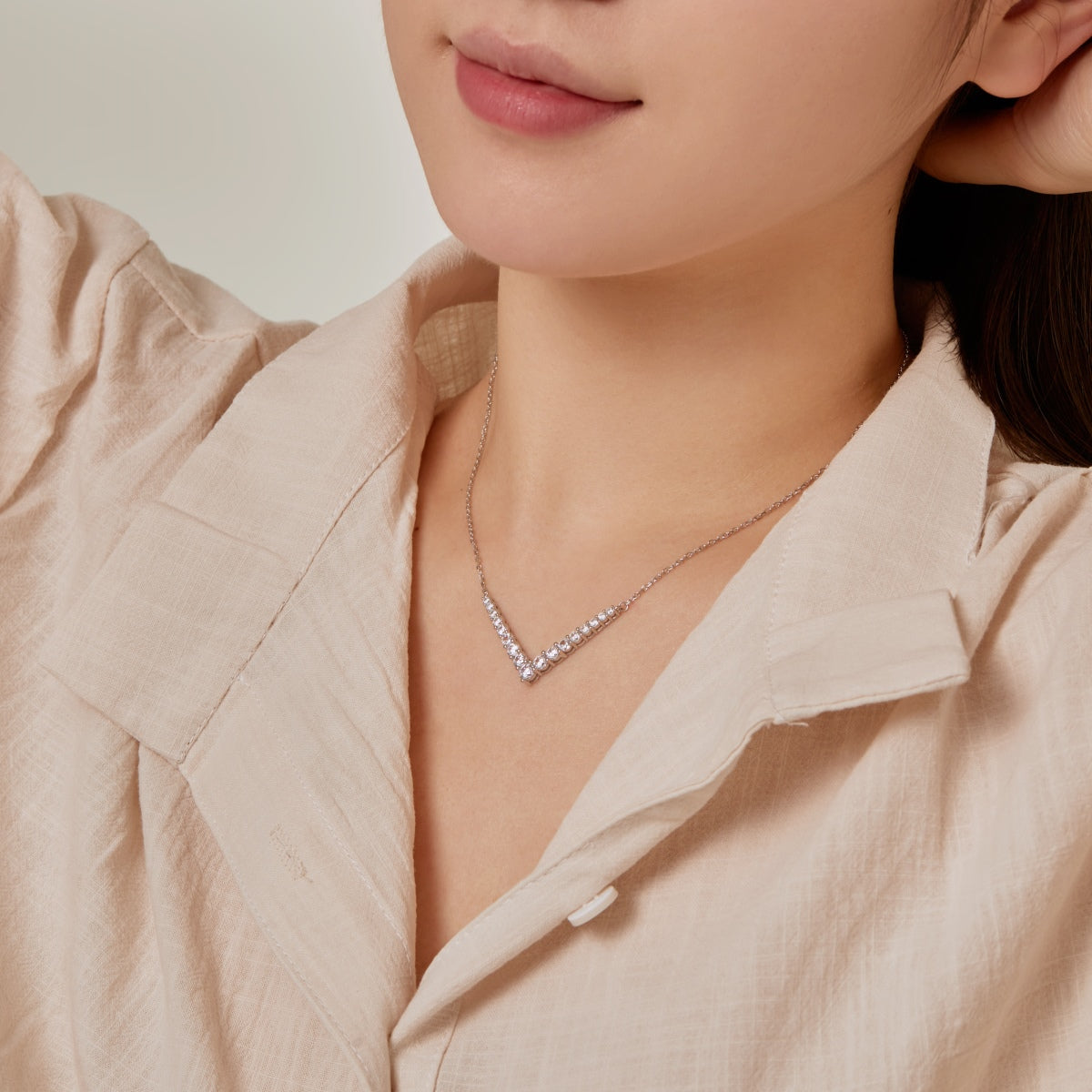[Am jewelry]Ornate Round Cut Necklace