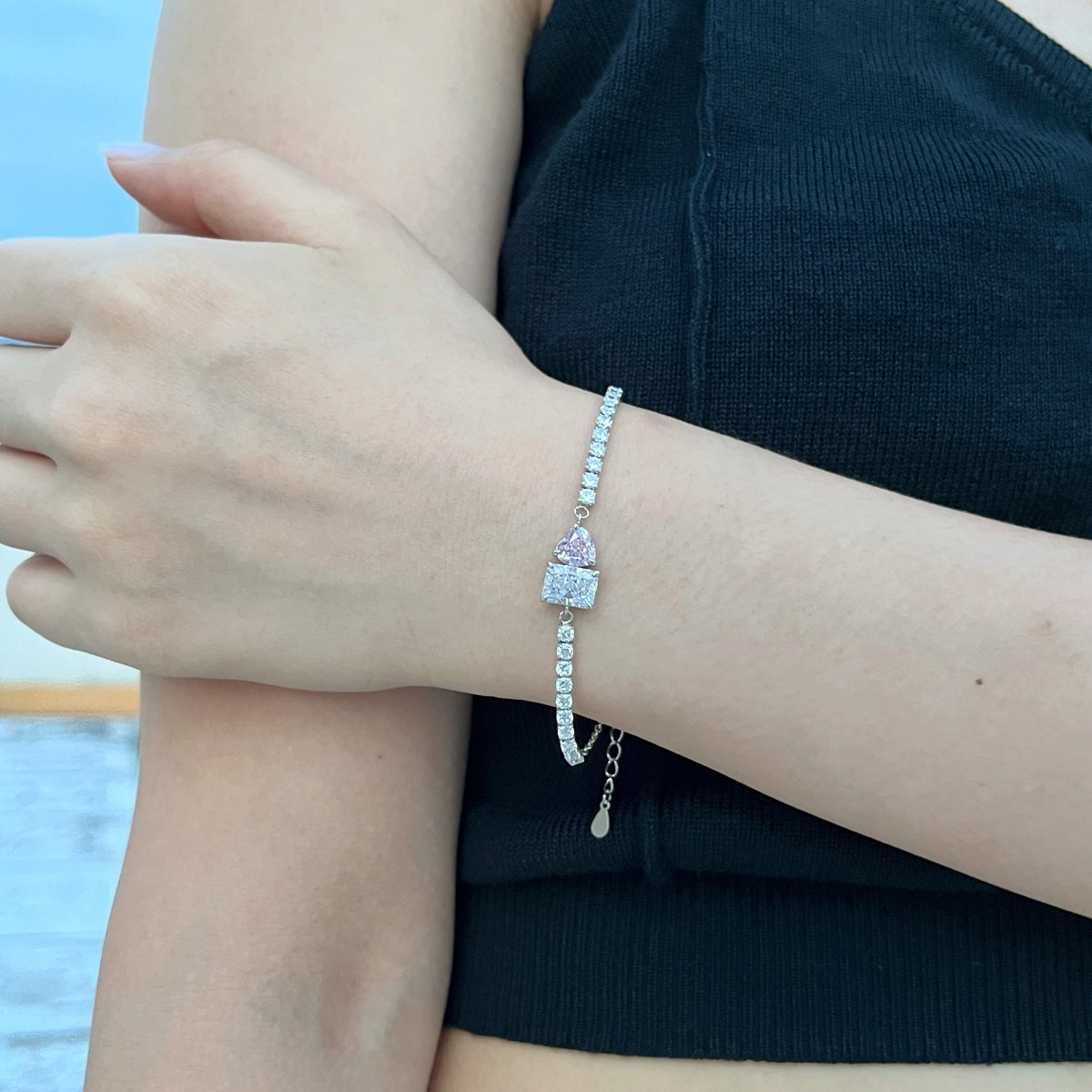 [Am jewelry]Dazzling Unique Multi Shape Lover Bracelet