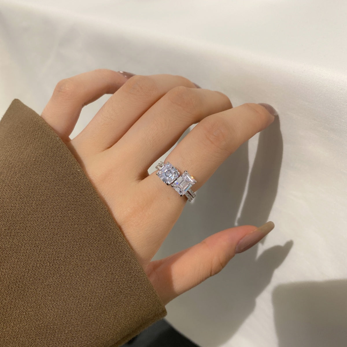 [Am jewelry]2.0 Carat Scintillating Ornate Radiant Cut Party Ring
