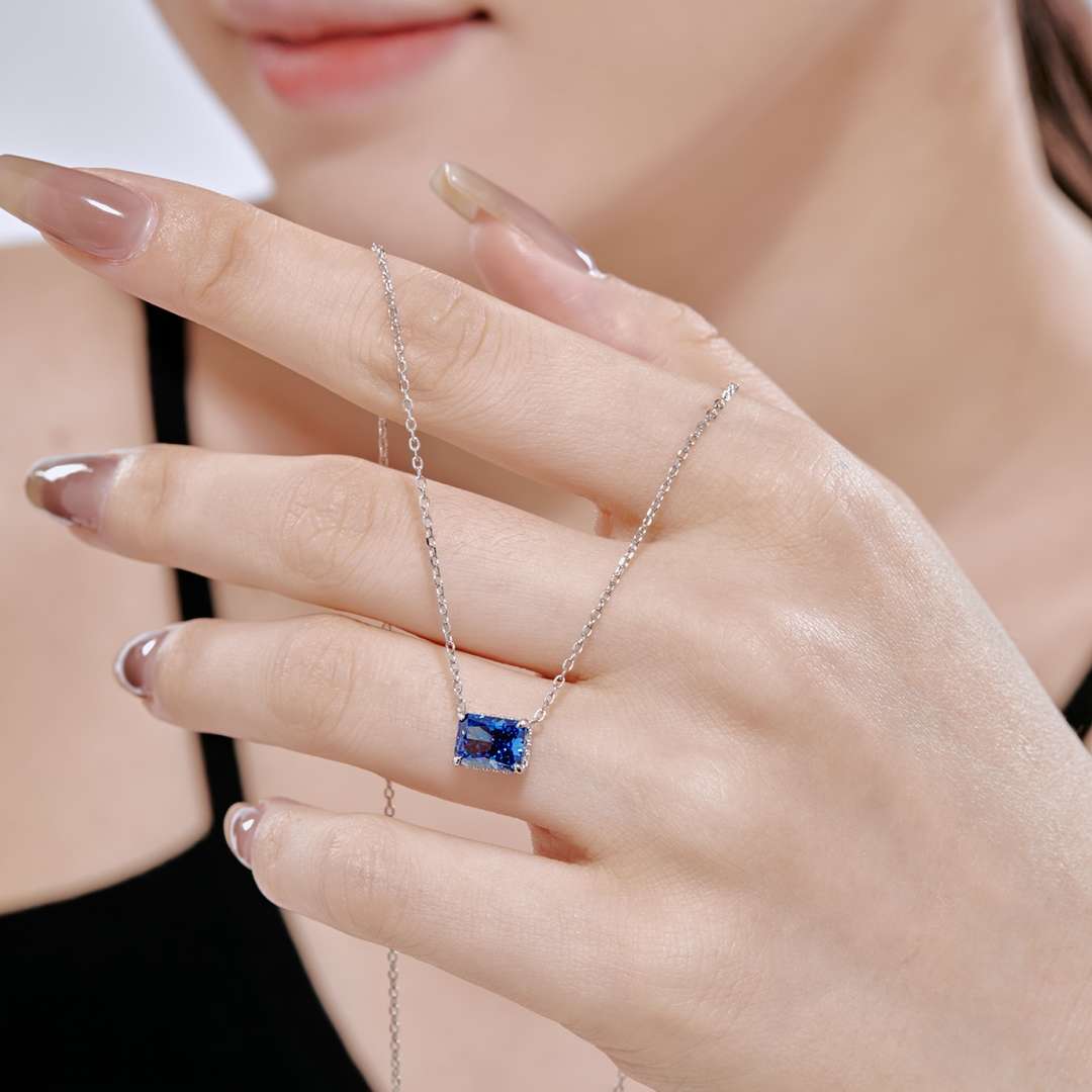 [Am jewelry]Luxurious Square Shape Colorful Necalack