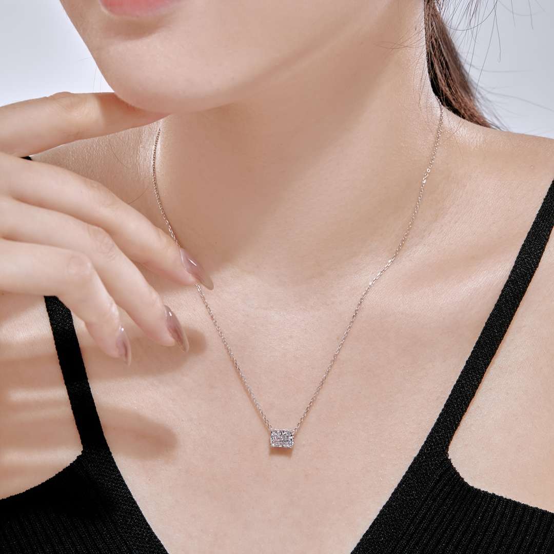 [Am jewelry]Luxurious Square Shape Colorful Necalack