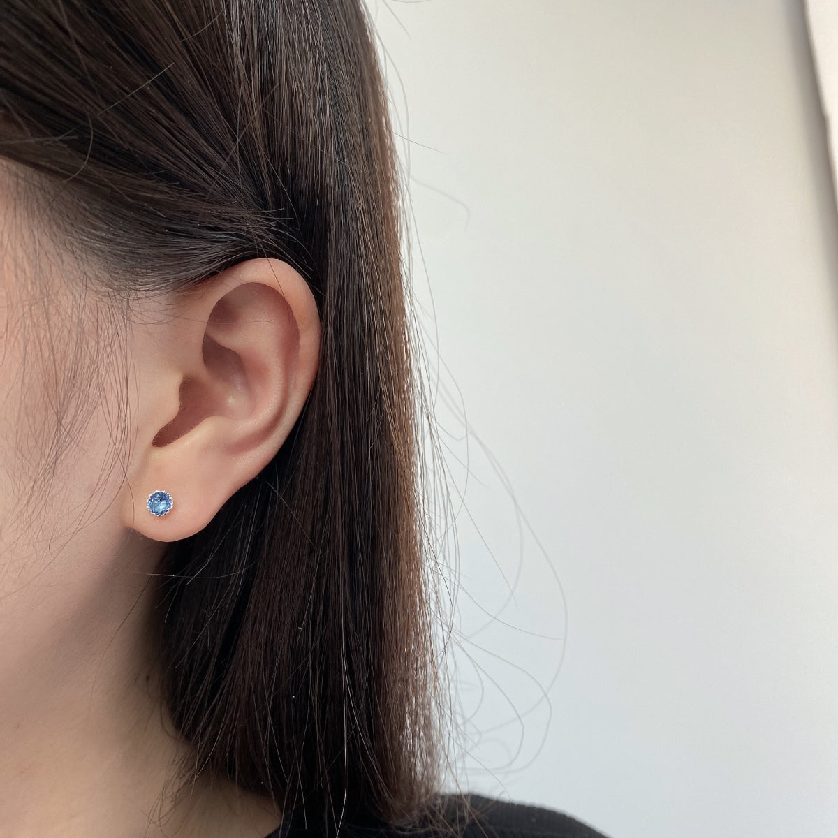 [Am jewelry]Sparkling Colorful Round Shape Earrings