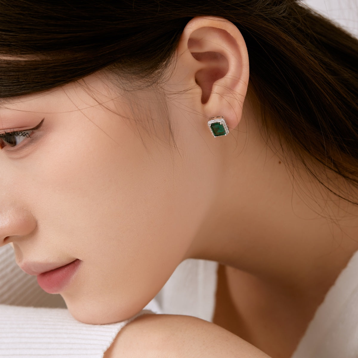 [Am jewelry]Luxurious Dainty Emerald Cut Banquet Earrings
