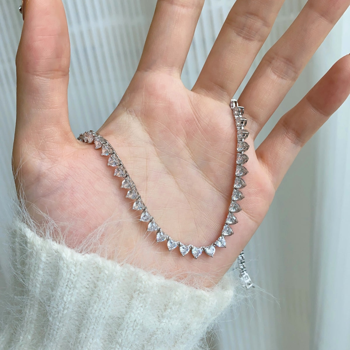 [Am jewelry]Ornate Heart Cut Tennis Necklace