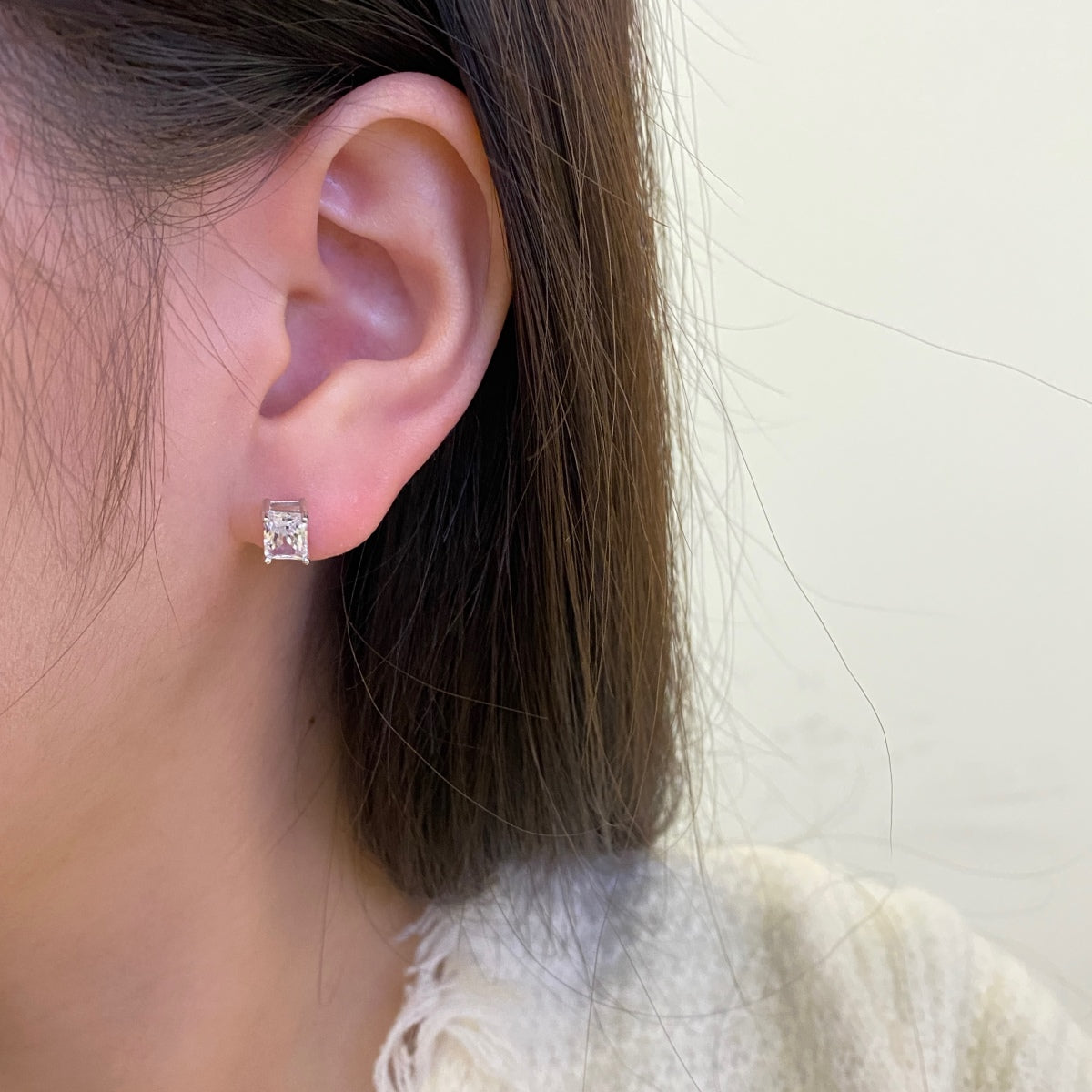 [Am jewelry]Stylish Shiny Rectangular Center Stone Stud Earrings