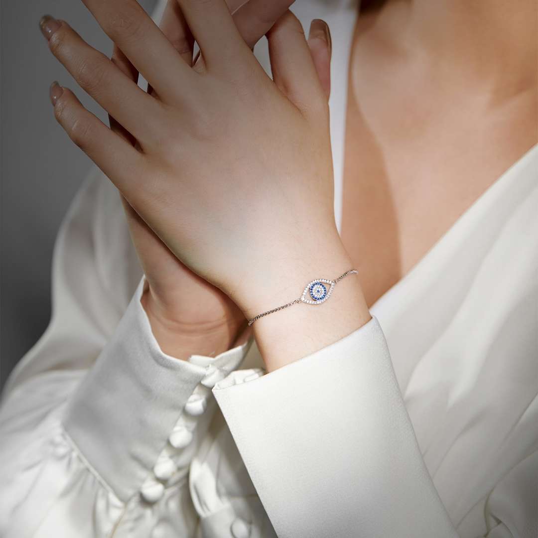 [Am jewelry]Dazzling Eye Shape Necklace