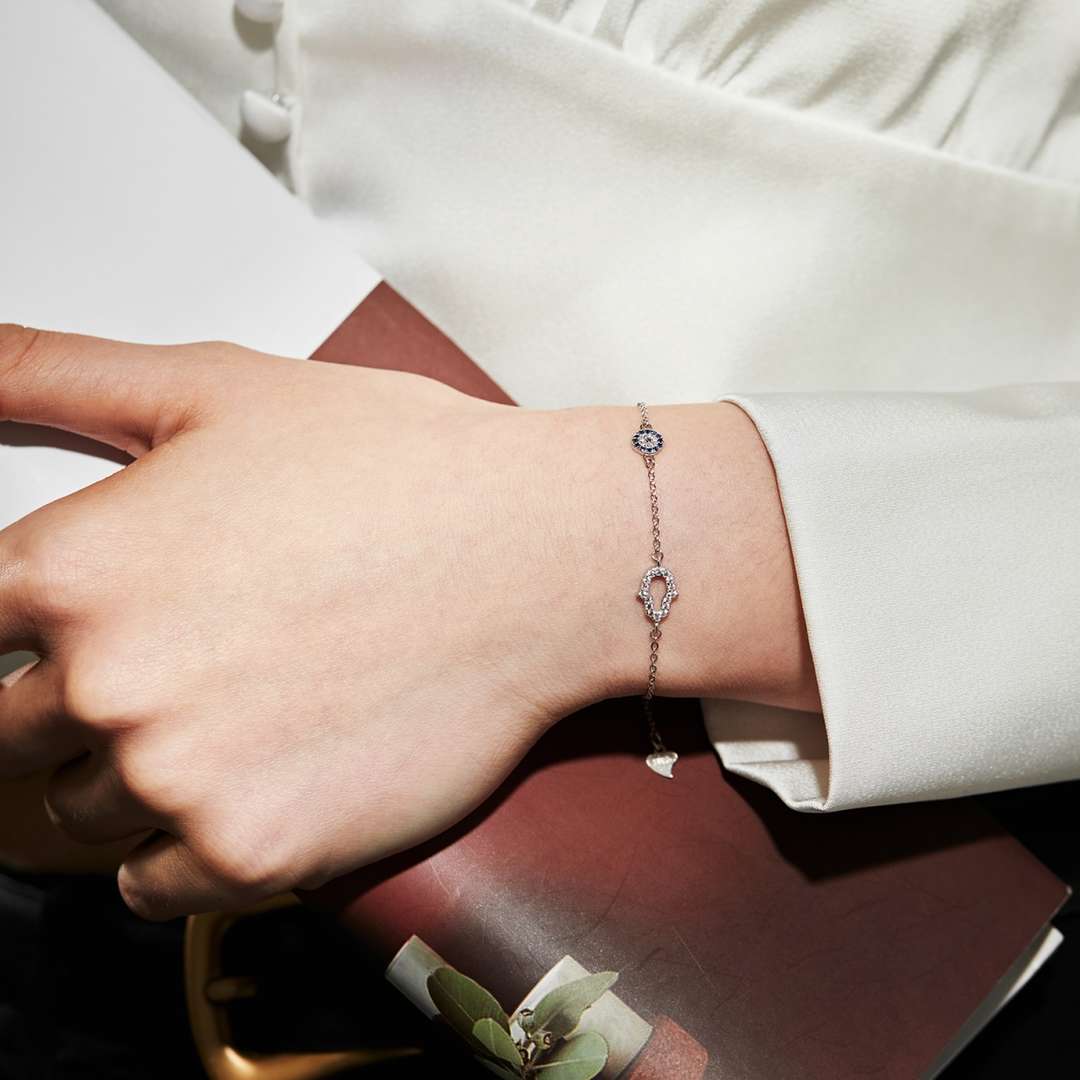 [Am jewelry]Gost Shape & Round Shape Necklace