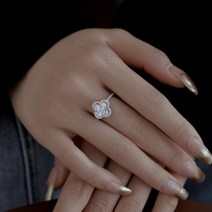 [Am jewelry]Luxurious Eternity Flower Shape Banquet Ring