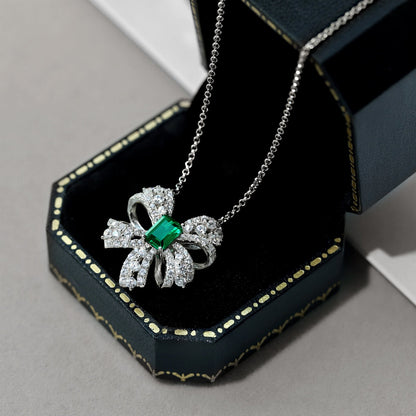 [Am jewelry]Luxurious Flower Shape Emerald Cut Necklace