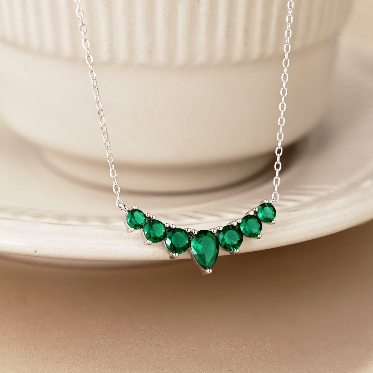 [Am jewelry]Dainty Colorful Heart Necklace