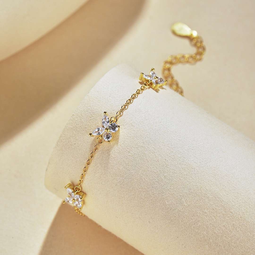 [Am jewelry]Radiant Butterfly Shape Necklace