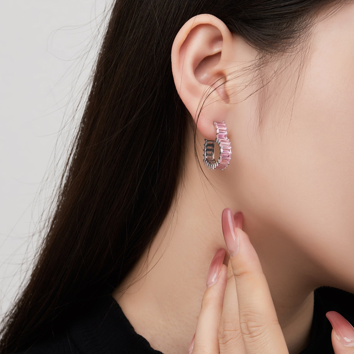 [Am jewelry]Radiant Heart Cutout Earrings