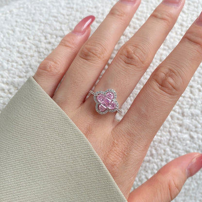 [Am jewelry]Luxurious Eternity Flower Shape Banquet Ring