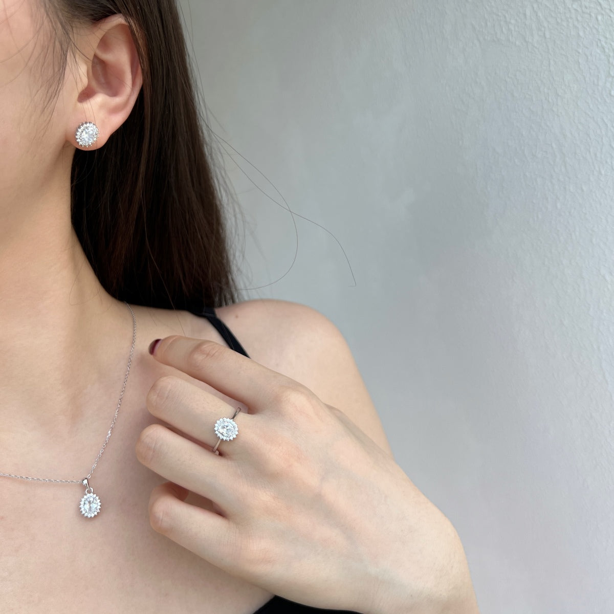 [Am jewelry]Delicate Radiant Oval Cut Daily Earrings