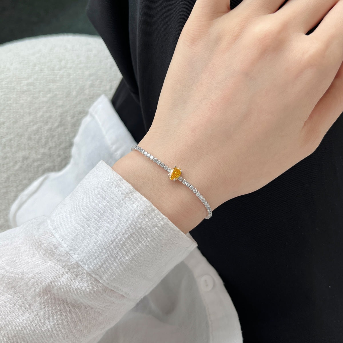 [Am jewelry]0.75 Carat Exquisite Oval Cut Daily Bracelet