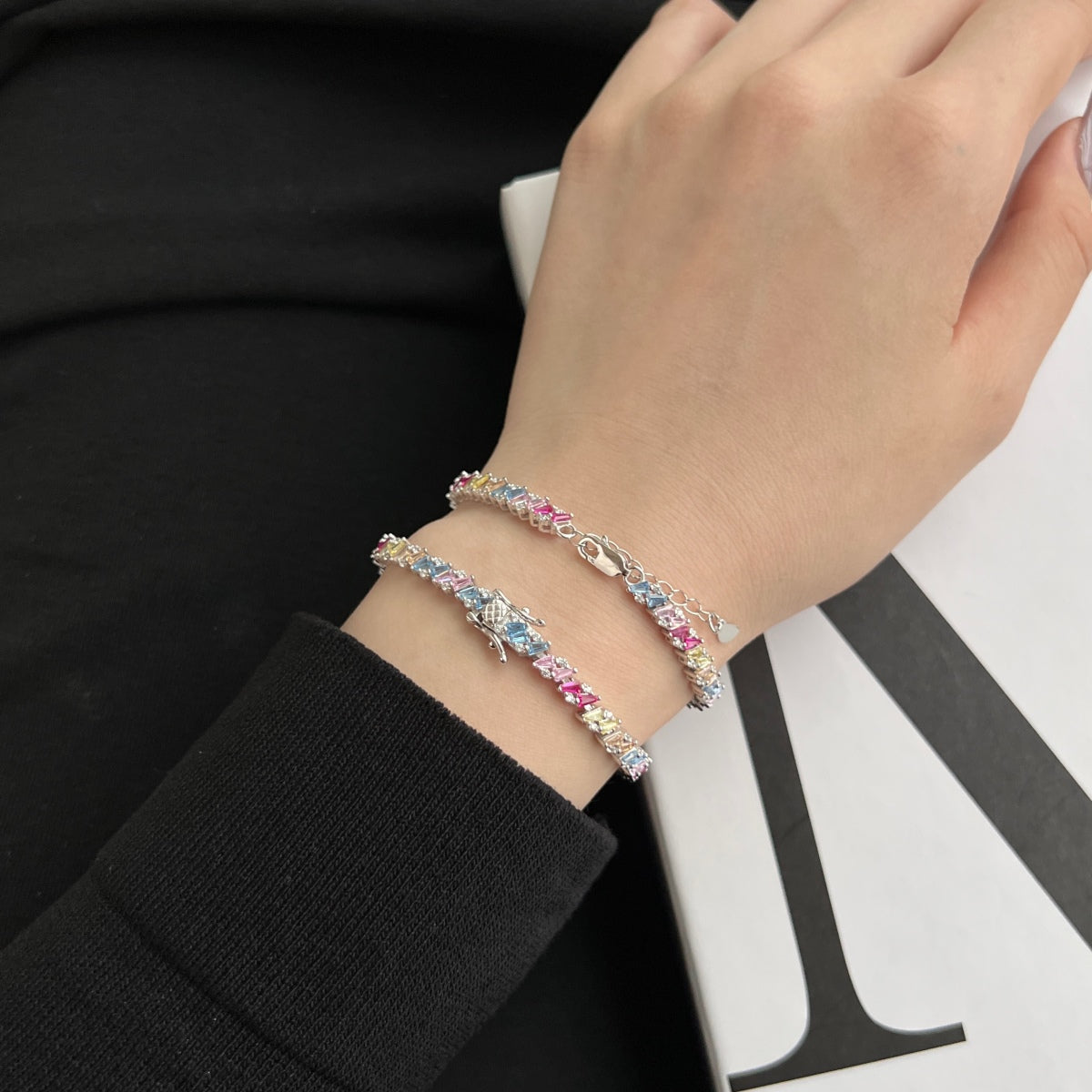 [Am jewelry]Ornate Sparkling Multi Cut Party Bracelet