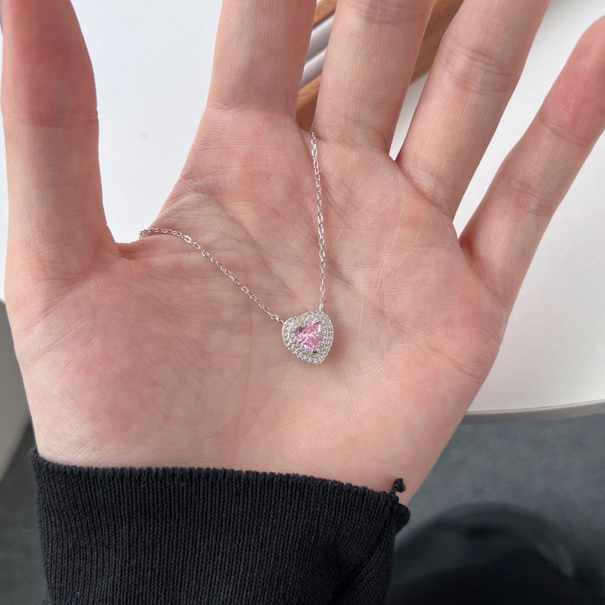 [Am jewelry]Exquisite Heart Shape Necklace