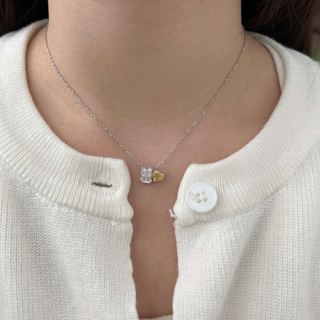 [Am jewelry]Dazzling Square & Heart Shape Necklace