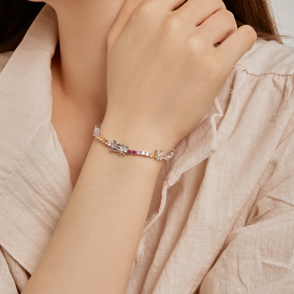 [Am jewelry]Ornate Colorful Butterfly Shape Round Cut Daily Bracelet