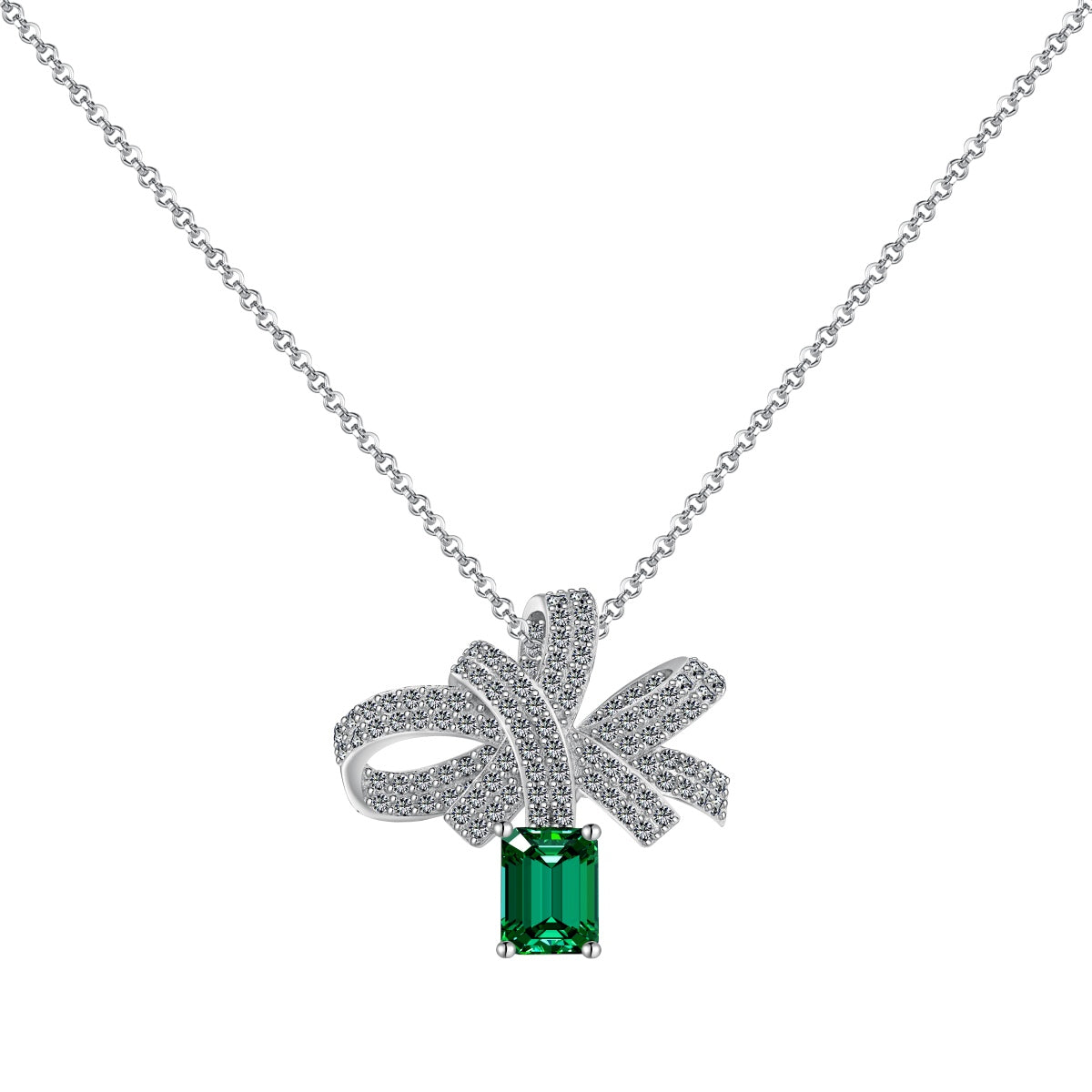 [Am jewelry]Luxurious Flower Shape Emerald Cut Necklace