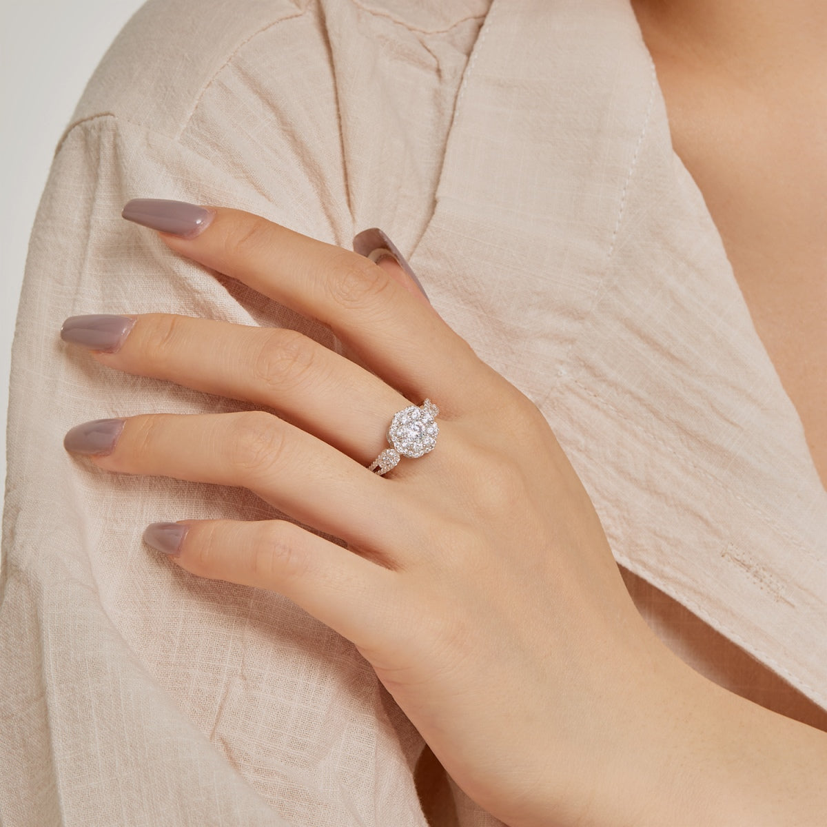 [Am jewelry]Delicate Colorful Round Cut Flower Shape Wedding Ring