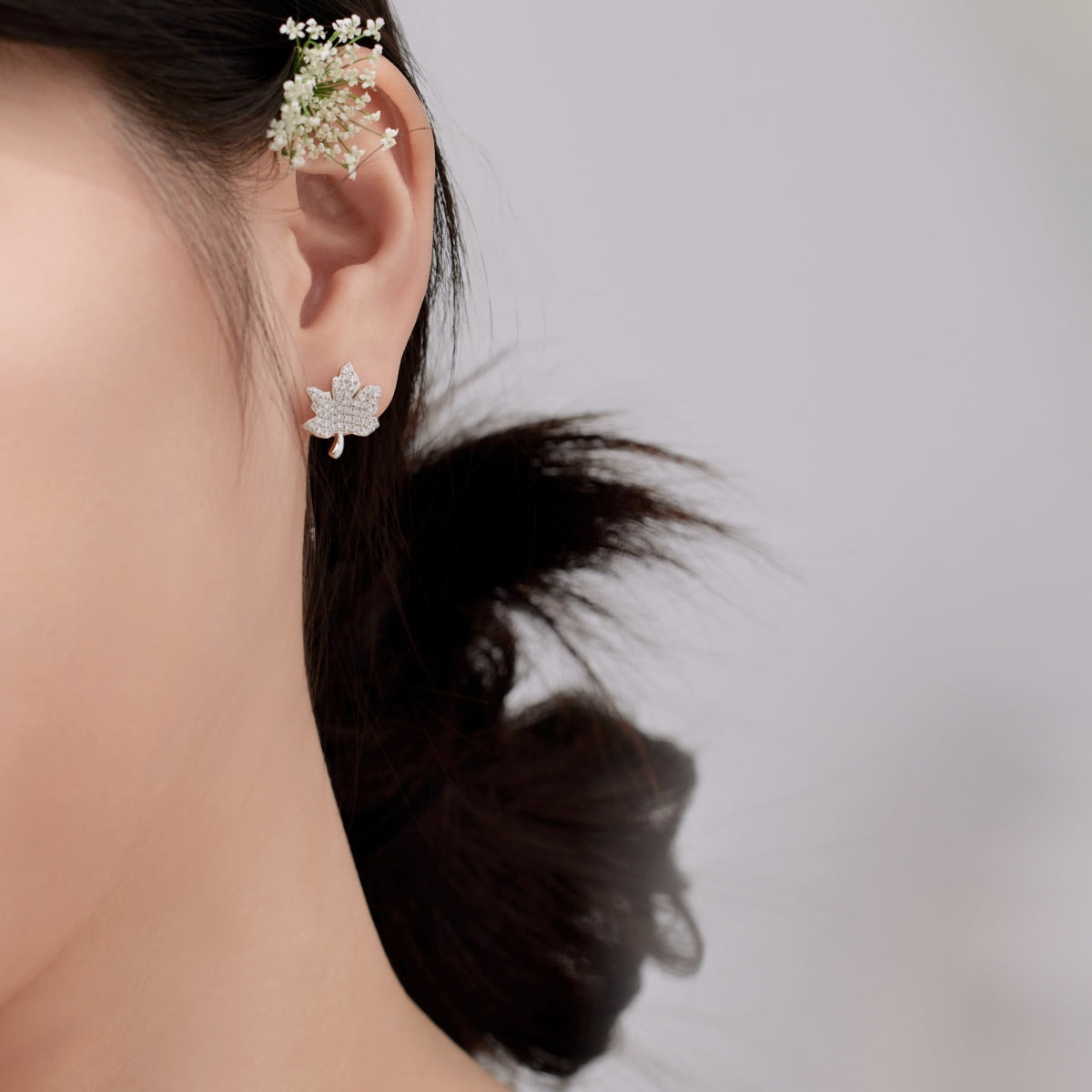 [Am jewelry]Exquisite Maple Leaf Design Earrings