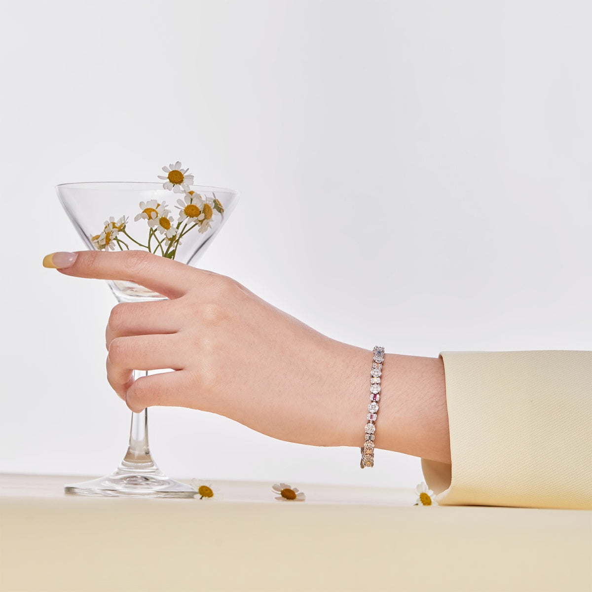 [Am jewelry]Dazzling Radiant Multi Cut Daily Bracelet