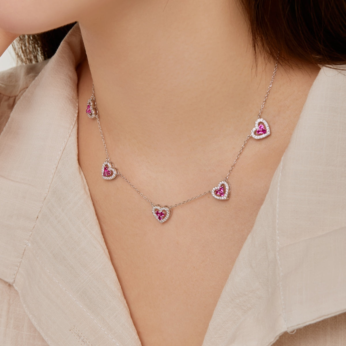 [Am jewelry]Sparkling Five Heart Necklace
