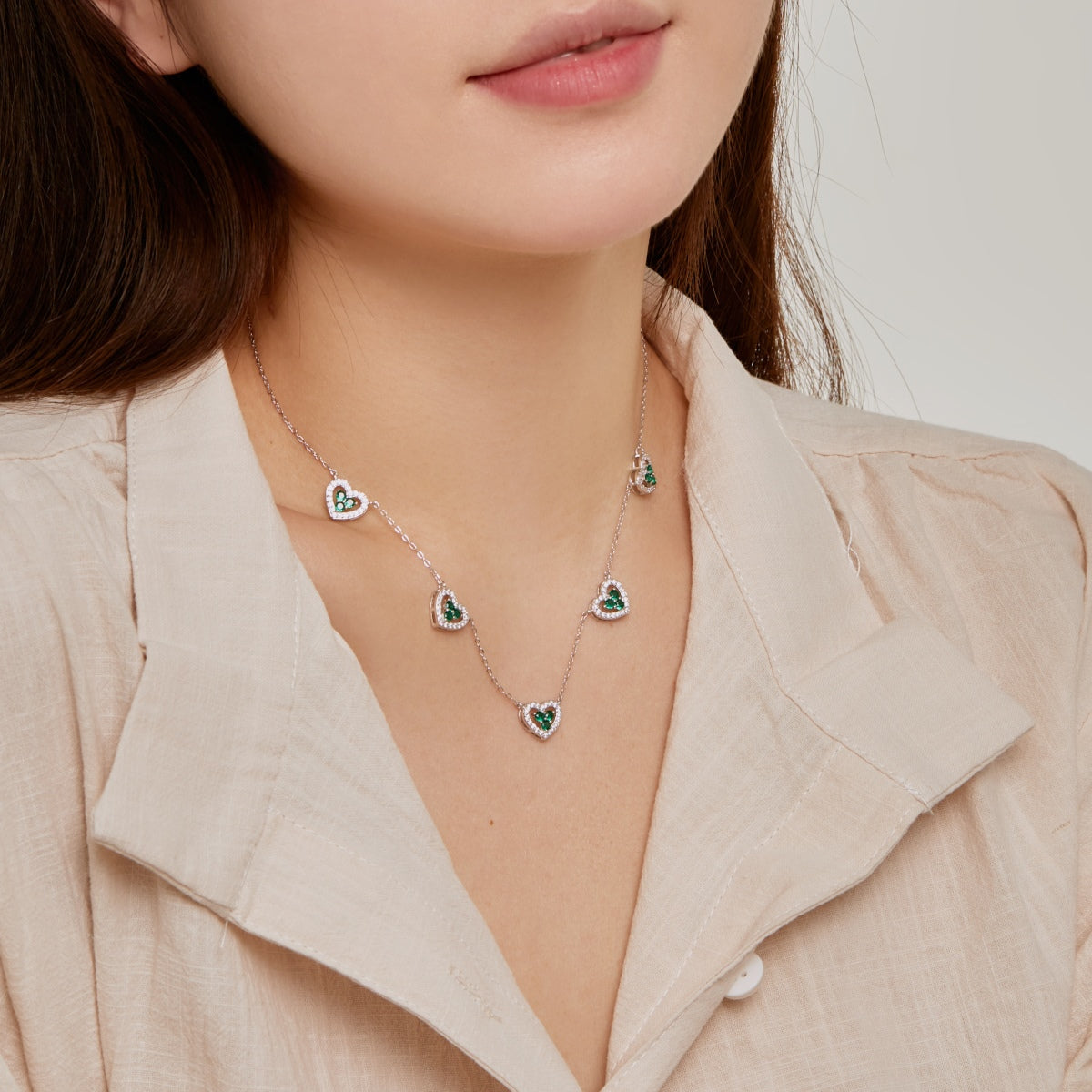 [Am jewelry]Sparkling Five Heart Necklace