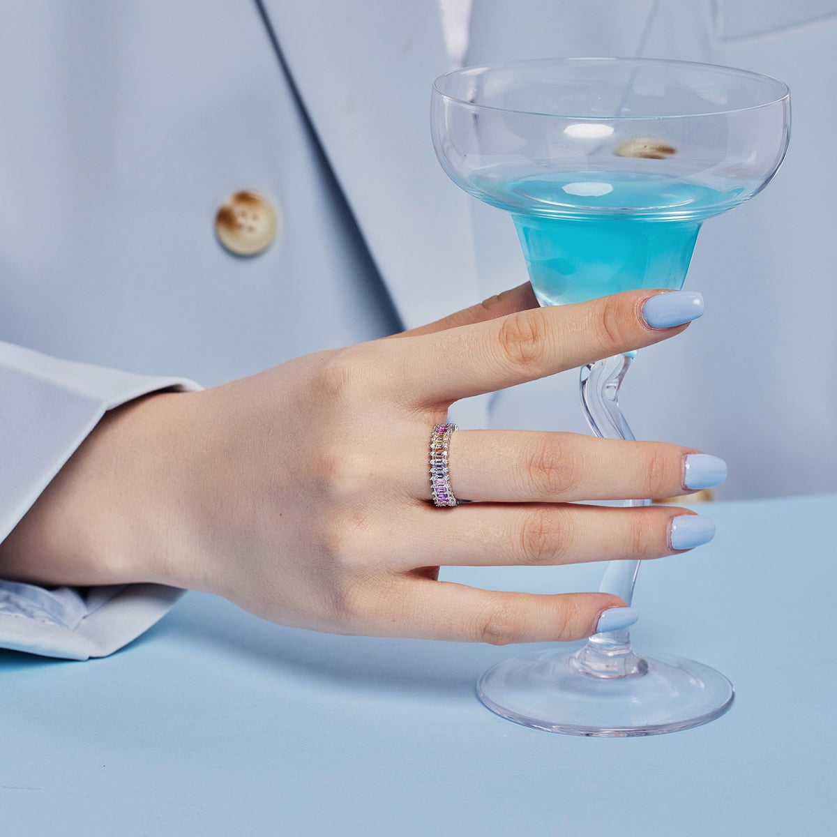 [Am jewelry]Splashy Ornate Emerald Cut Cocktail Ring