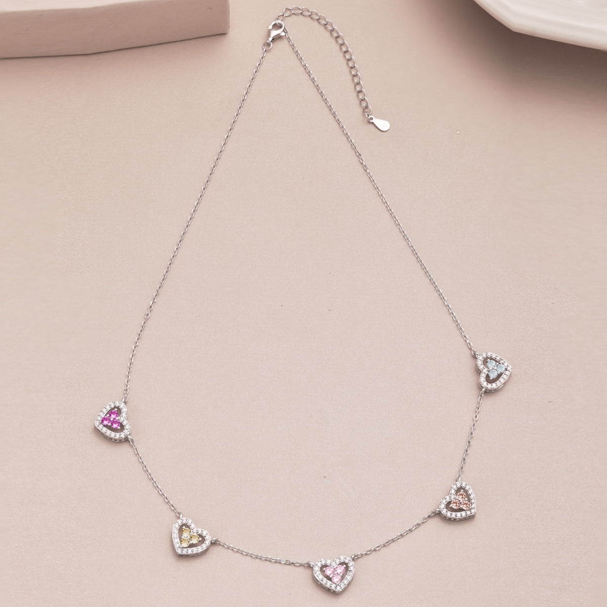 [Am jewelry]Sparkling Five Heart Necklace