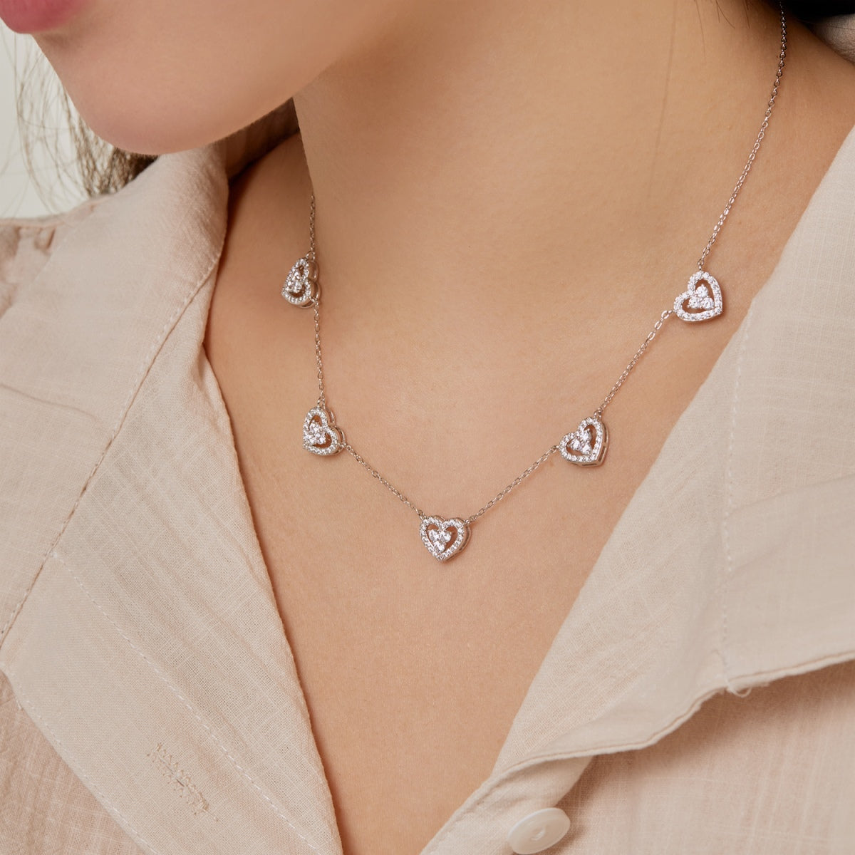 [Am jewelry]Sparkling Five Heart Necklace