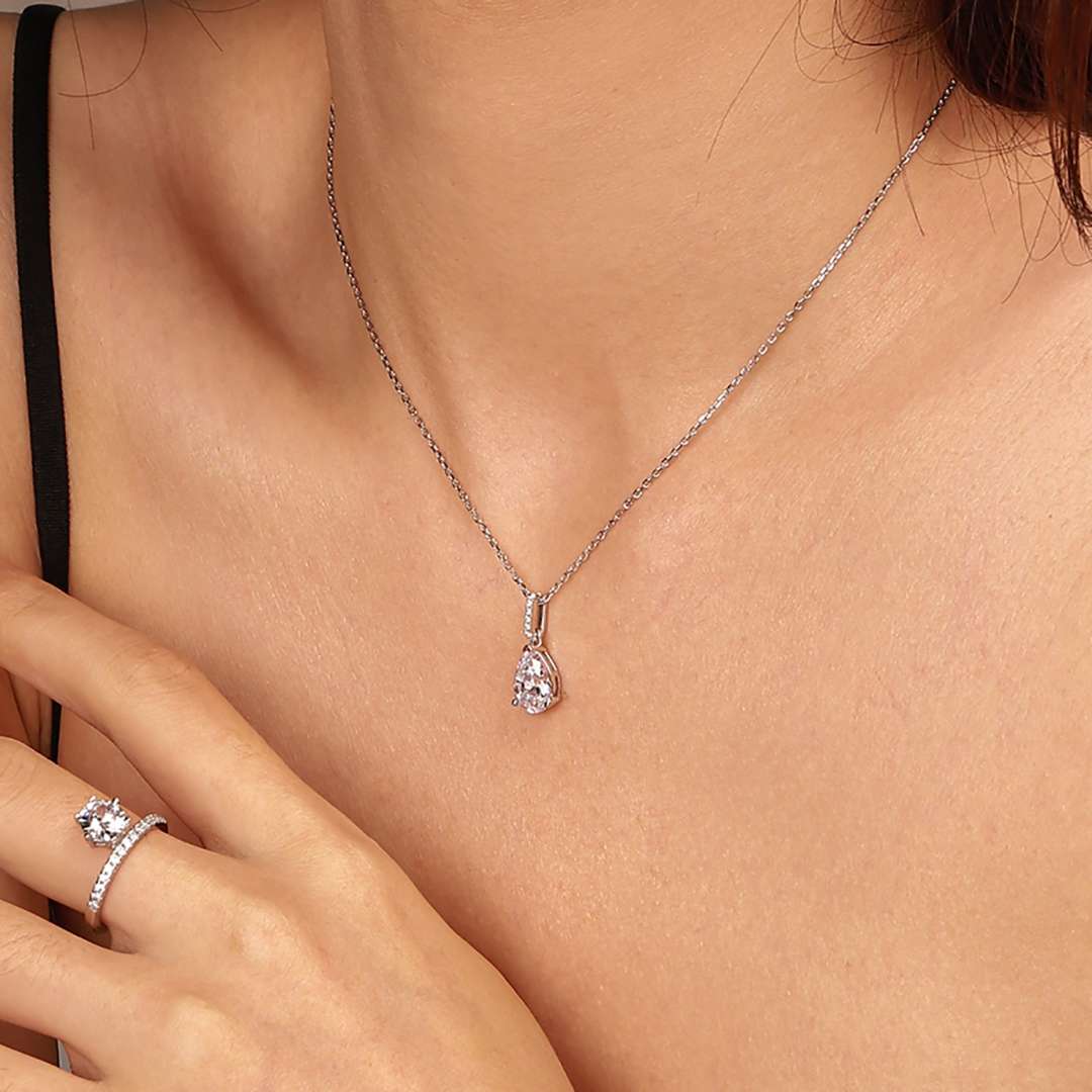 [Am jewelry]Delicate Water Drop Shape Fashion Necklace