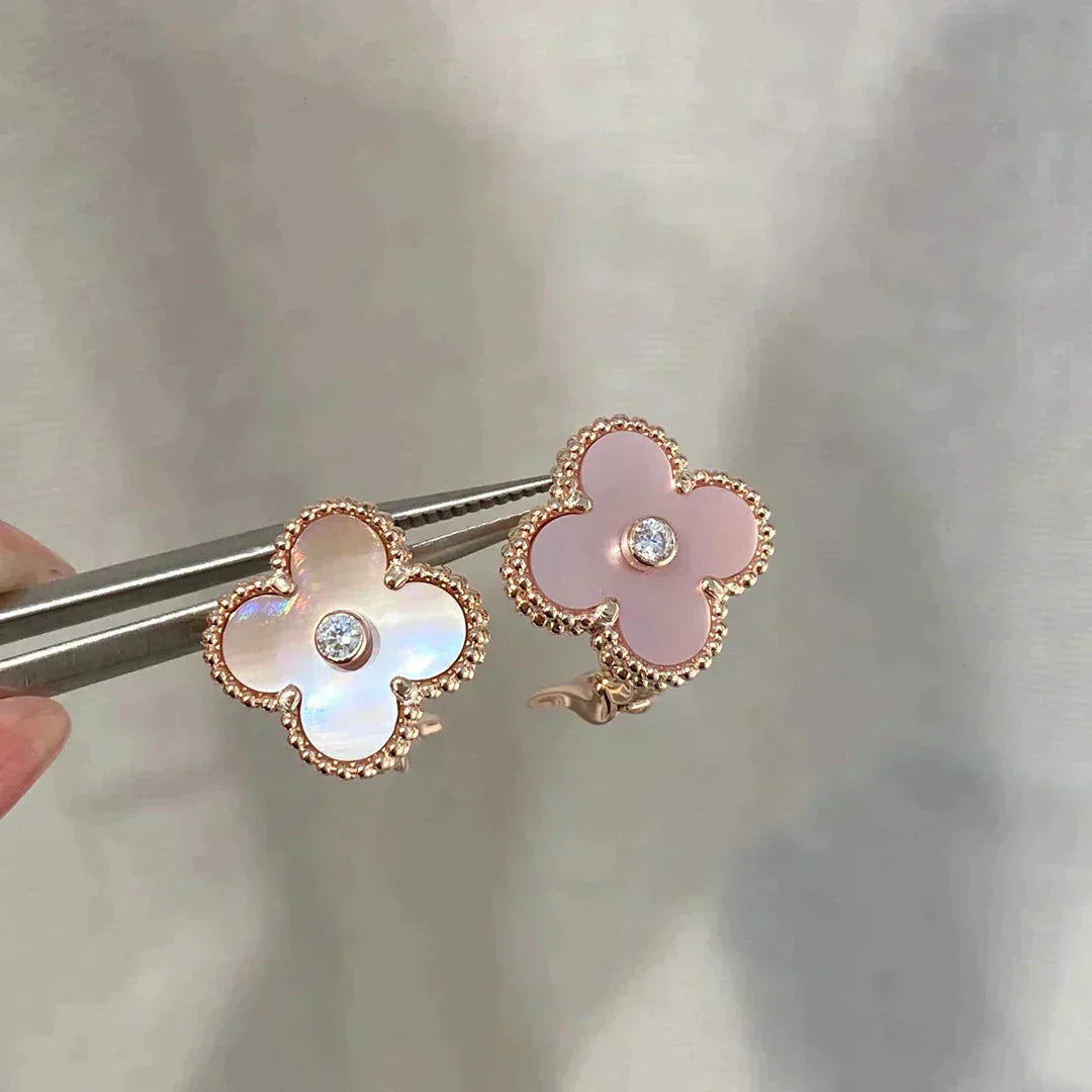 [Am jewelry]CLOVER MEDIUM 1 MOTIFS  PINK MOP DIAMOND EARRINGS