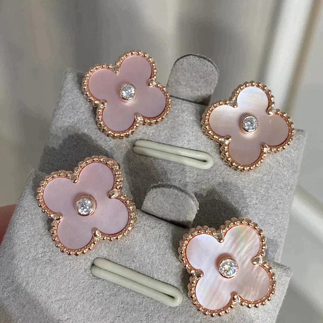 [Am jewelry]CLOVER MEDIUM 1 MOTIFS  PINK MOP DIAMOND EARRINGS
