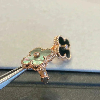 [Am jewelry]CLOVER MEDIUM 1 MOTIFS GRAY MOP  DIAMOND EARRINGS