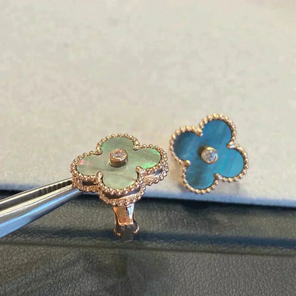 [Am jewelry]CLOVER MEDIUM 1 MOTIFS GRAY MOP  DIAMOND EARRINGS