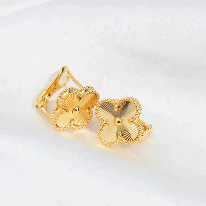[Am jewelry]CLOVER MEDIUM 1 MOTIFS LASER EARRINGS