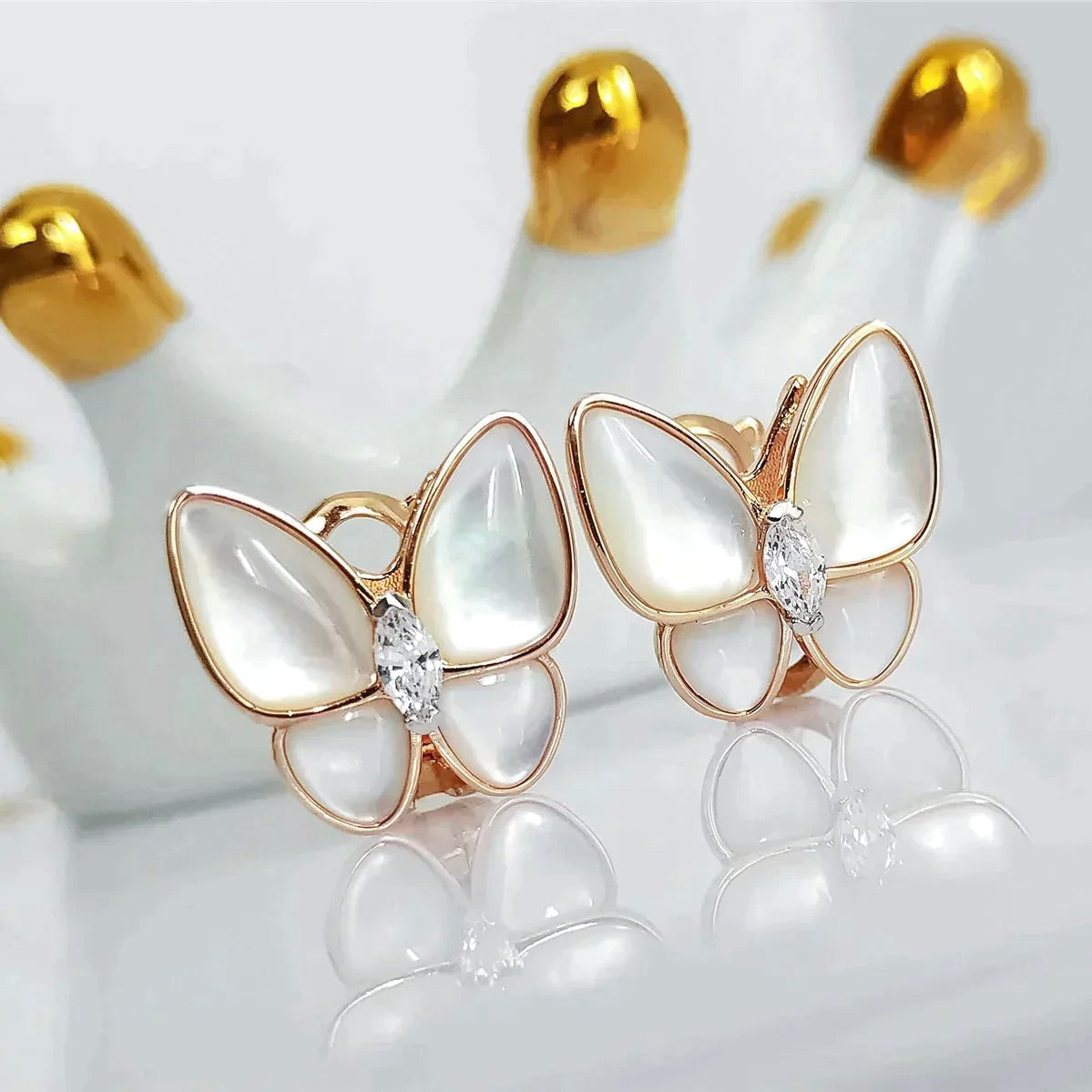 [Am jewelry]BUTTERFLY MOP DIAMOND EARRINGS