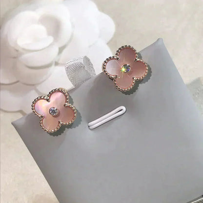 [Am jewelry]CLOVER MEDIUM 1 MOTIFS  PINK MOP DIAMOND EARRINGS