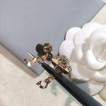 [Am jewelry]CLOVER MEDIUM 1 MOTIFS  PINK MOP DIAMOND EARRINGS