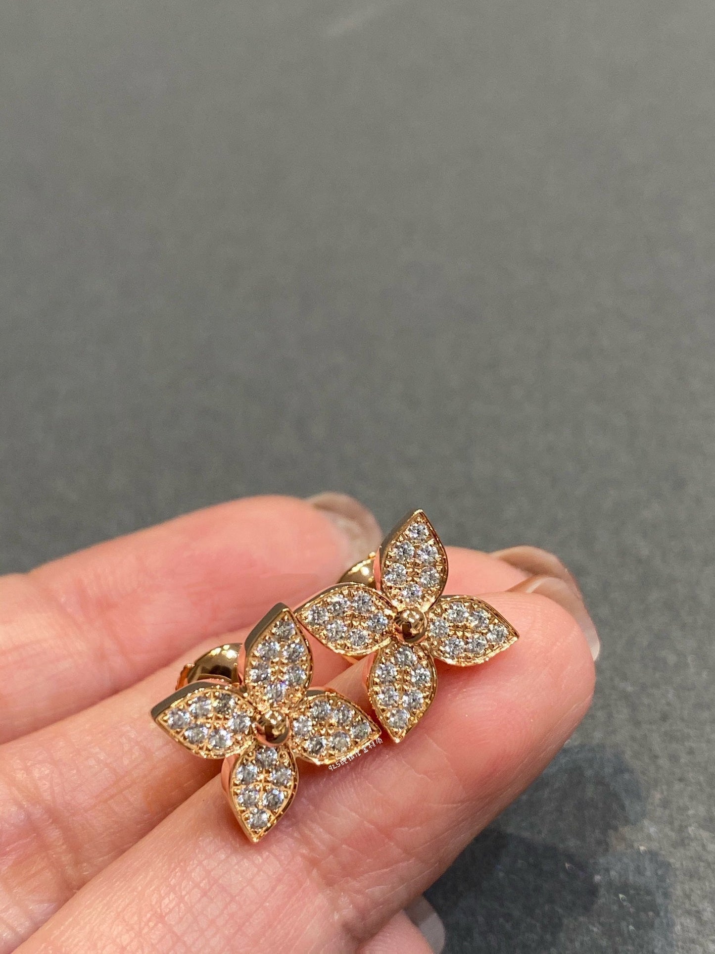 [Am jewelry]STAR DIAMOND EARRINGS
