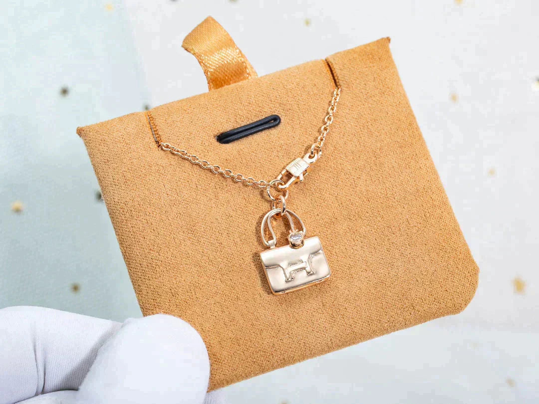 [Am jewelry]AMULETTE PEDANT ROSE GOLD NECKLACE