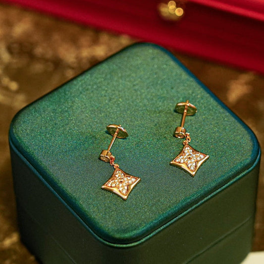 [Am jewelry]STAR DIAMONDS EARRINGS GOLD